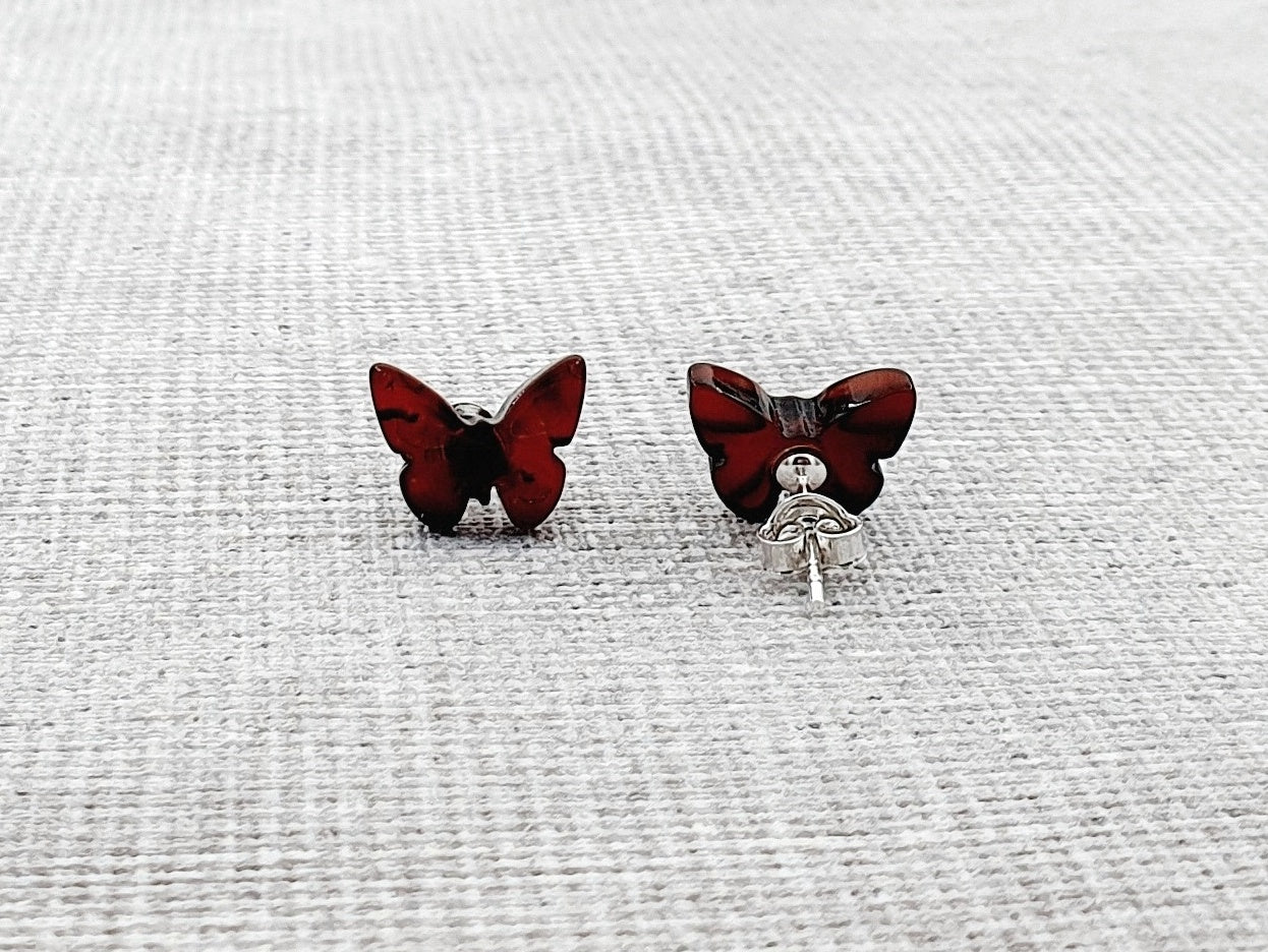 amber stud earrings