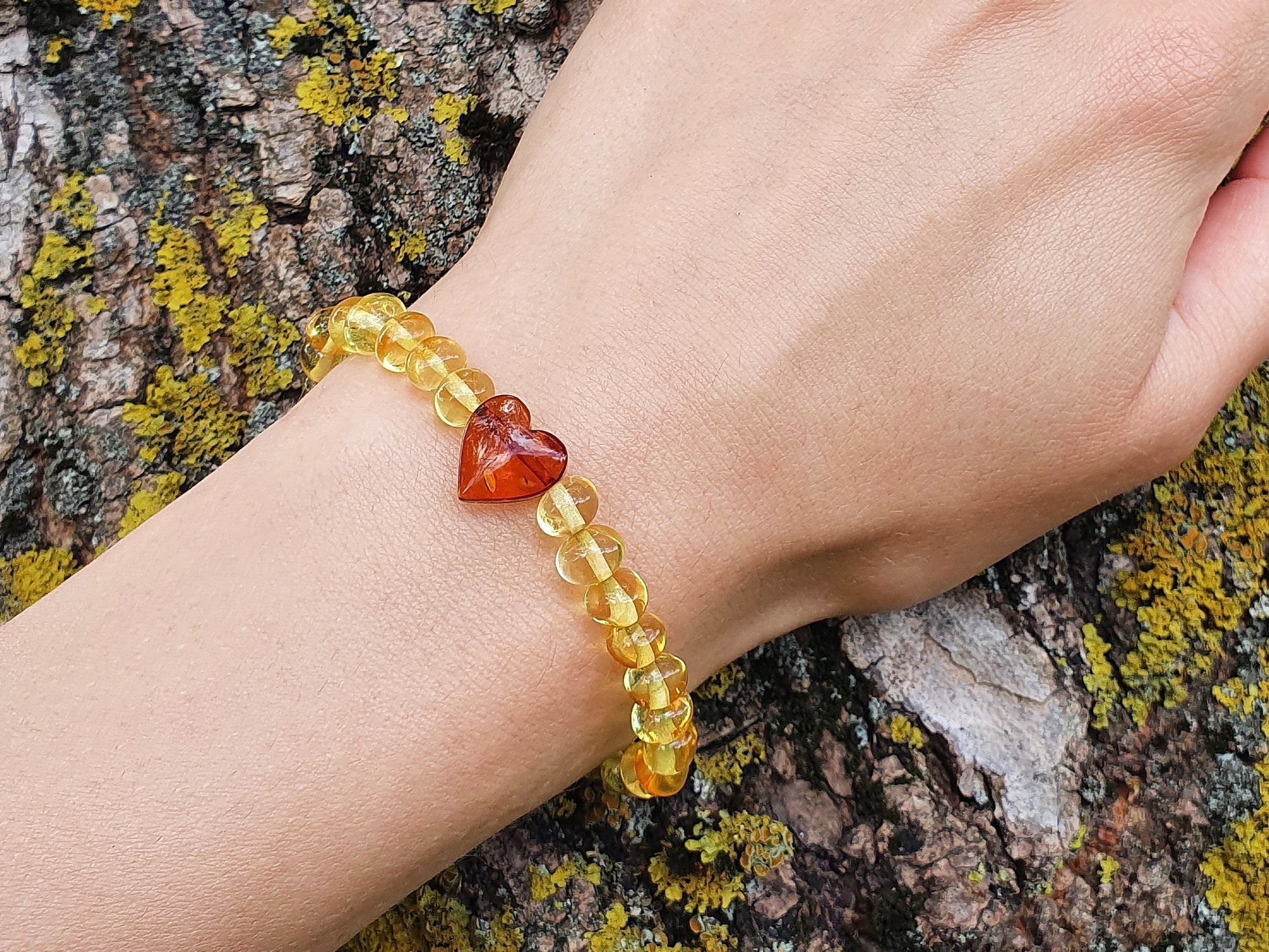 natural lemon amber stretchy bracelet