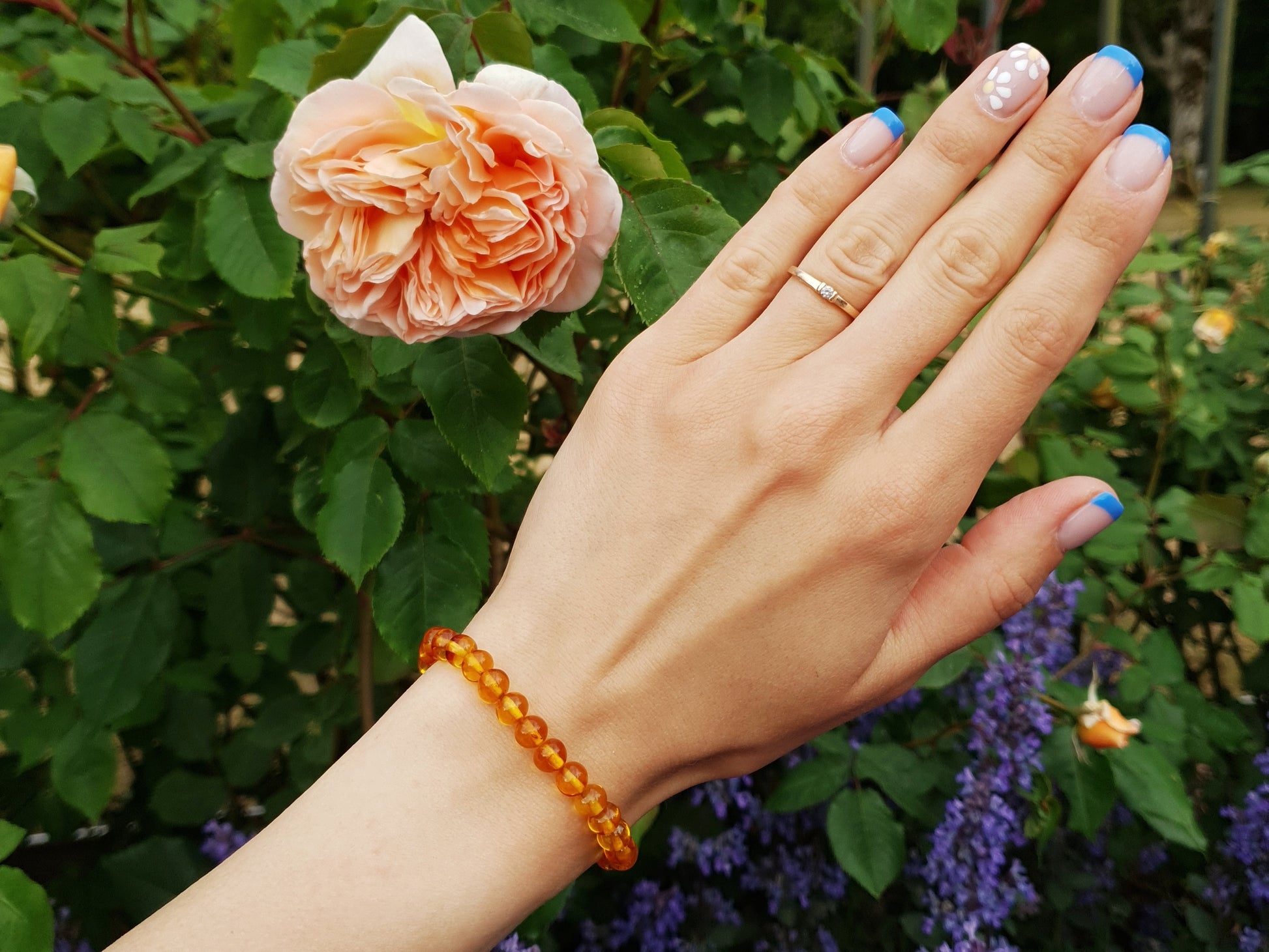 Real amber elastic bracelet for women
