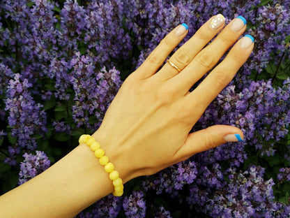 white amber bracelet