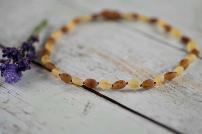 raw light color amber necklace