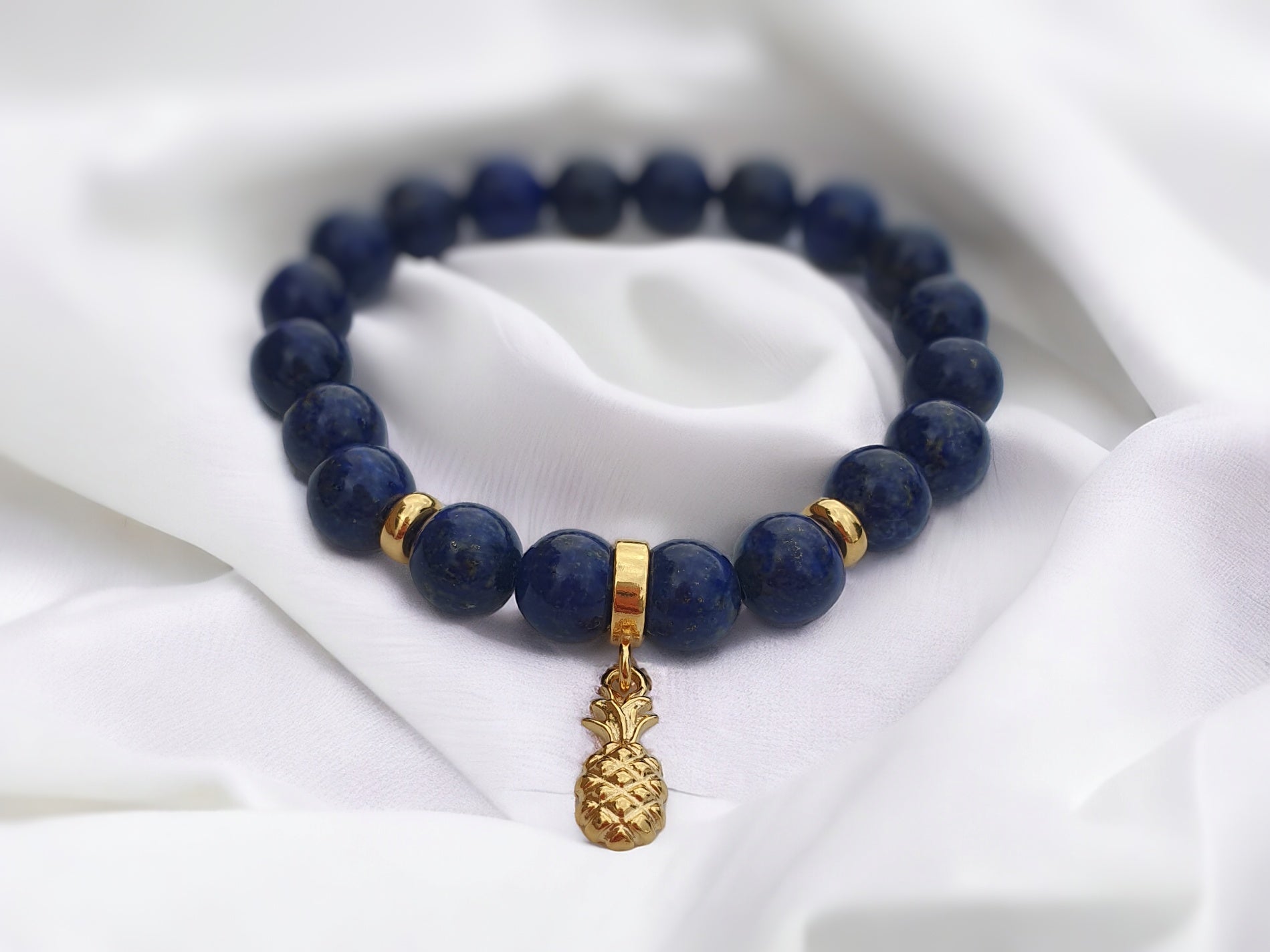 lapis lazuli bracelet with gold plated 925 sterling silver