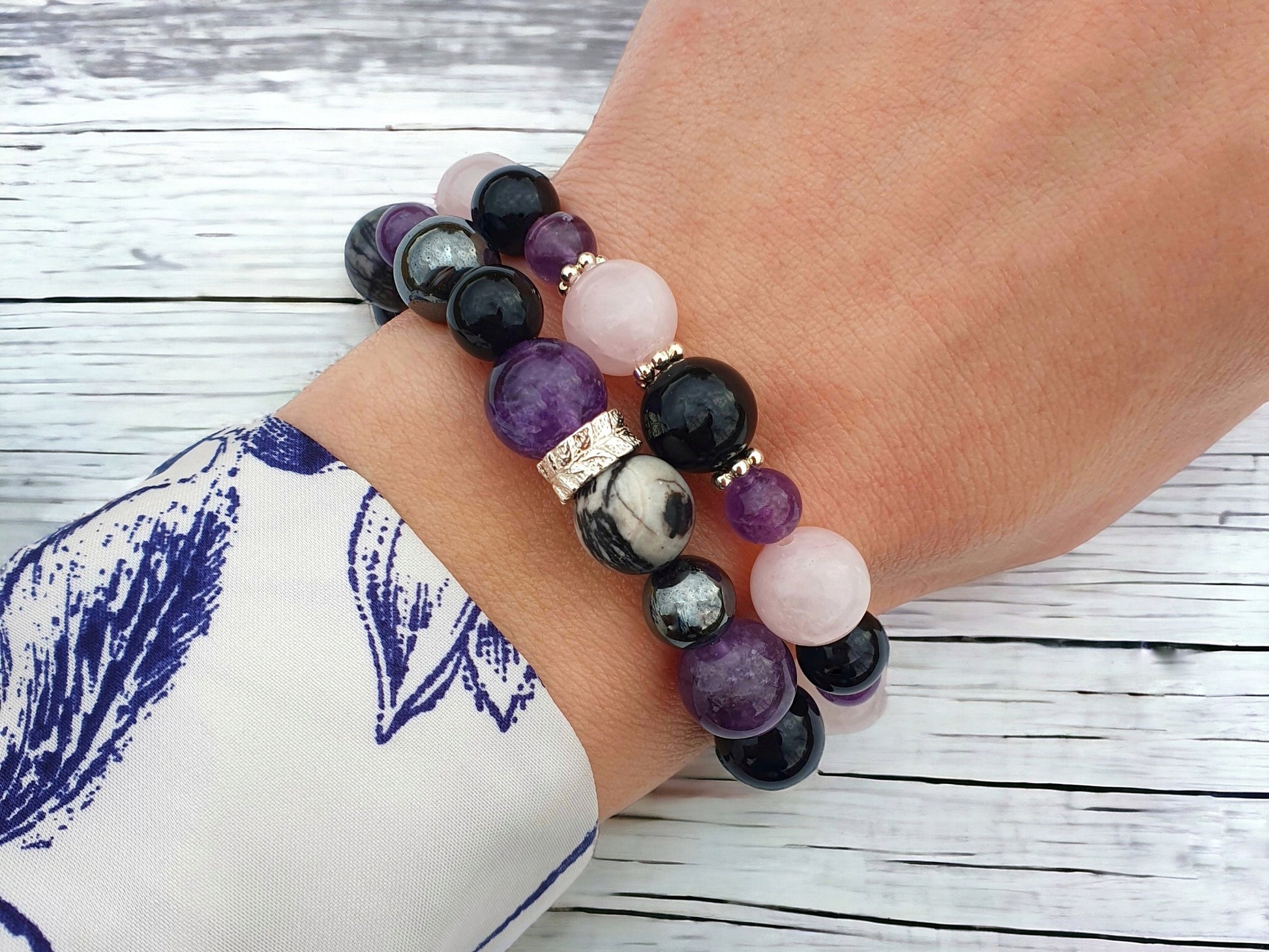 Colorful stretchy fashion bracelet for adult