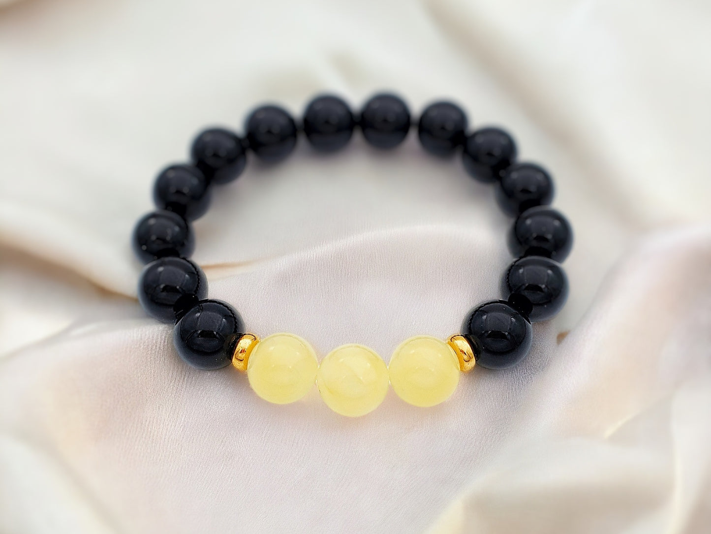 Natural onyx semi precious women bracelet with amber