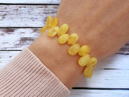 natural butter color amber elastic women bracelet